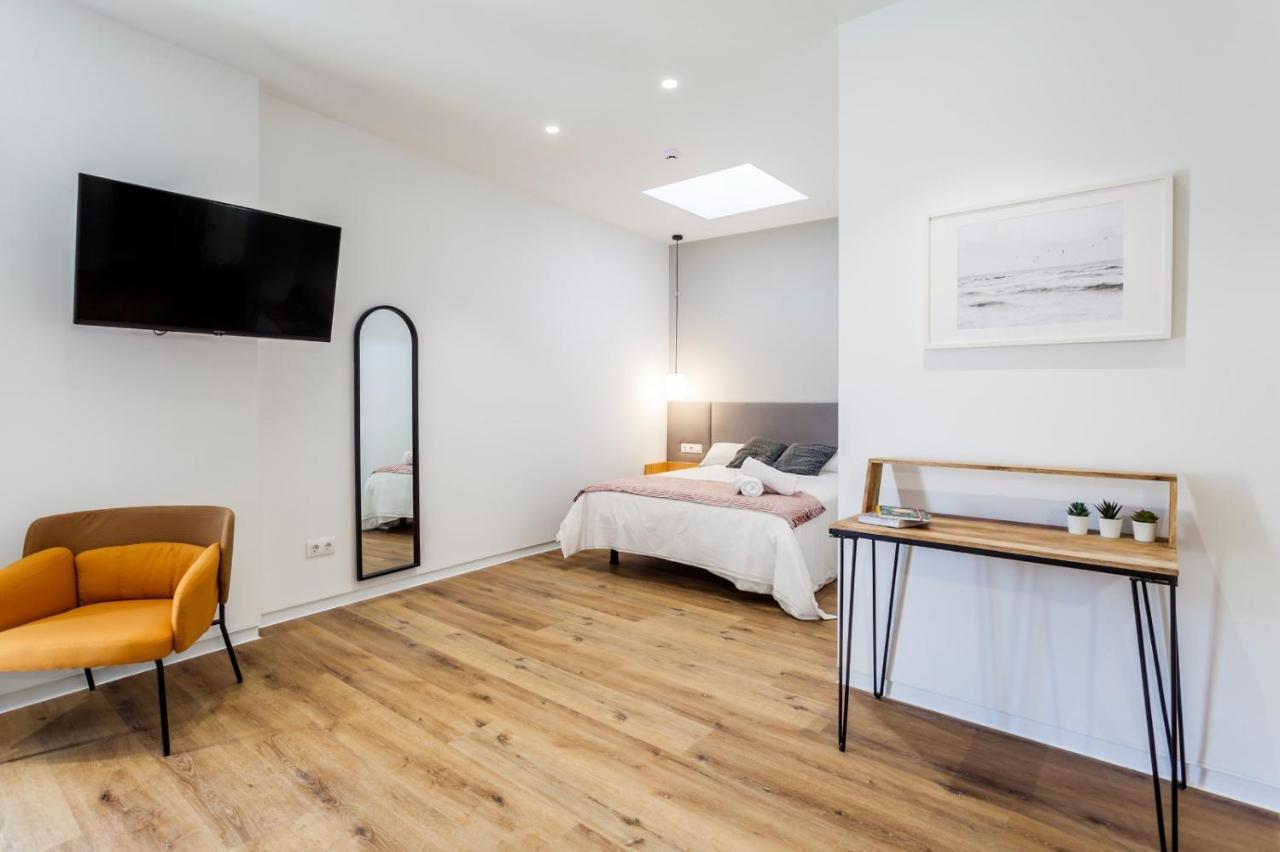 Puerto Beach Suites Valenza Esterno foto
