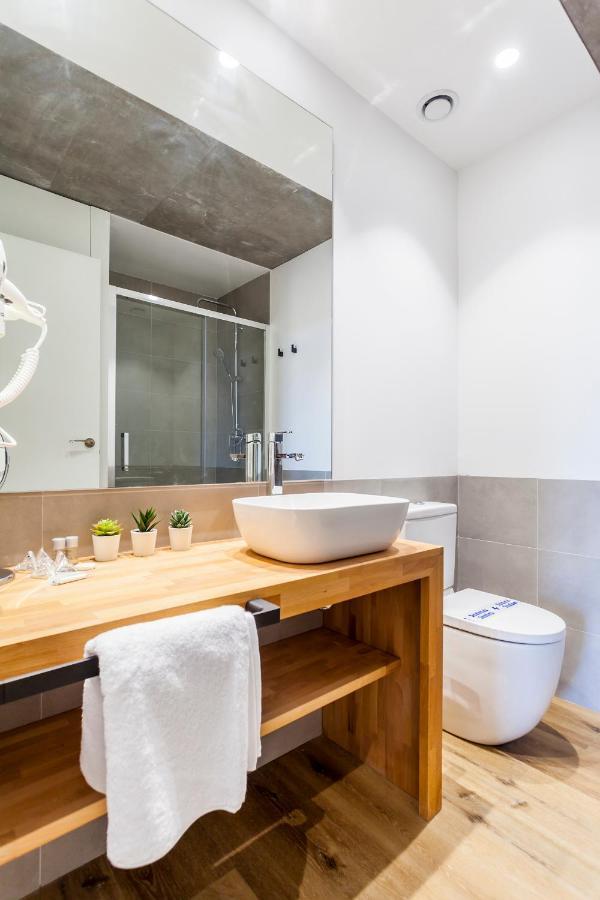 Puerto Beach Suites Valenza Esterno foto