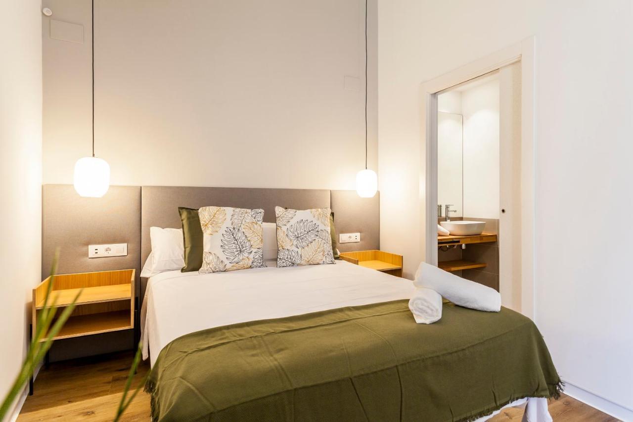 Puerto Beach Suites Valenza Esterno foto
